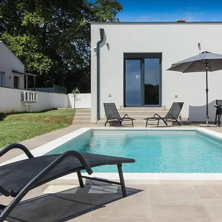 Mit Privatpool Fuer 4 Personen Ca 60 Qm In Sisan, Istrien Suedkueste Von Istrien * Šišan